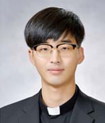 김승찬 미카엘 부주임 신부님